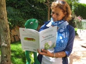 Freddy and Ree reading